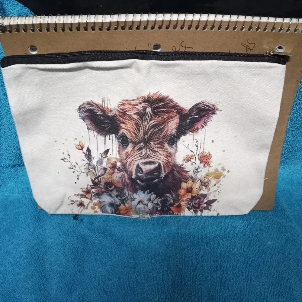 N/A charming pouch